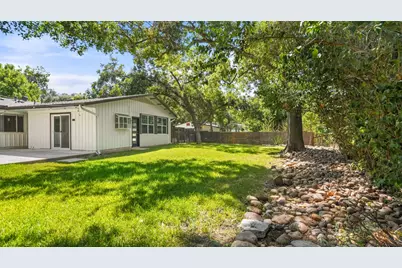 6404 Shoal Creek Boulevard, Austin, TX 78757 - Photo 33