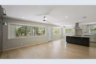 6404 Shoal Creek Boulevard, Austin, TX 78757 - Photo 9