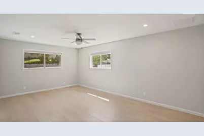 6404 Shoal Creek Boulevard, Austin, TX 78757 - Photo 17