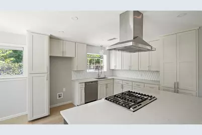6404 Shoal Creek Boulevard, Austin, TX 78757 - Photo 5