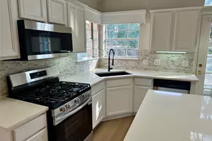 104 Benchmark St, Georgetown, TX 78626 - Photo 9