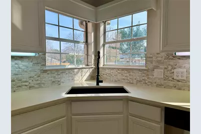 104 Benchmark Street, Georgetown, TX 78626 - Photo 9