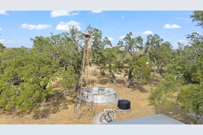 11600 Crumley Ranch Road, Dripping Springs, TX 78736 - Photo 15