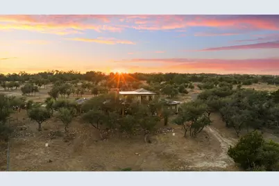 11600 Crumley Ranch Road, Dripping Springs, TX 78736 - Photo 3