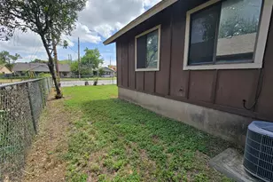 6206 Buffalo Pass, Austin, TX 78745 - Photo 21
