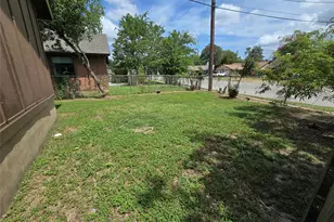 6206 Buffalo Pass, Austin, TX 78745 - Photo 23