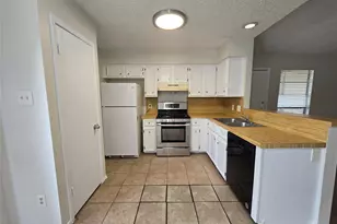 6206 Buffalo Pass, Austin, TX 78745 - Photo 3