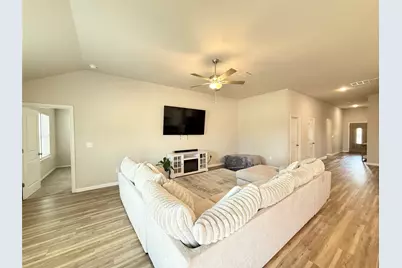 142 Periwinkle Lane, Bastrop, TX 78602 - Photo 11