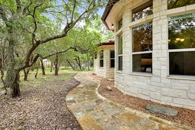 150 Story Drive, Buda, TX 78610 - Photo 3