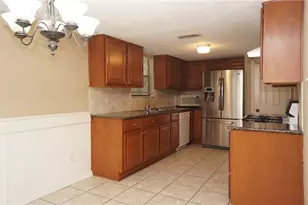 6525 Hart Ln, Austin, TX 78731 - Photo 9