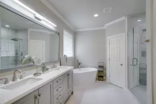 18 Glenway Dr, The Hills, TX 78738 - Photo 11