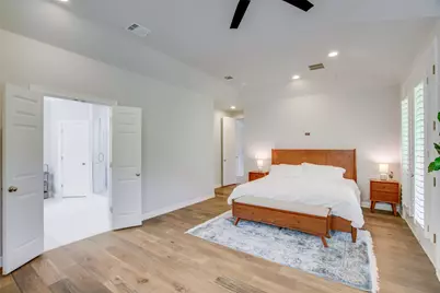 18 Glenway Drive, The Hills, TX 78738 - Photo 13