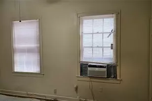 704 W 22nd, Austin, TX 78705 - Photo 5