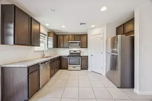 135 Frasier Dr, San Marcos, TX 78666 - Photo 5