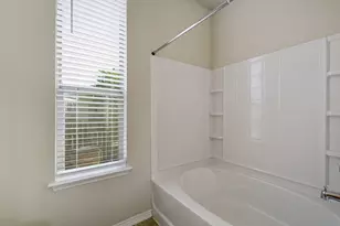 4507 Peach Grove Rd, Austin, TX 78744 - Photo 15