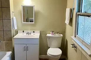 706 W 32nd St, Austin, TX 78705 - Photo 9