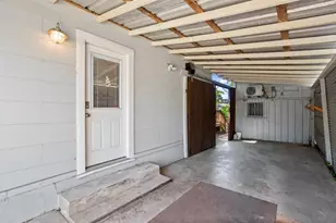 1184 Navasota St, Austin, TX 78702 - Photo 25