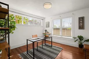 1184 Navasota St, Austin, TX 78702 - Photo 13