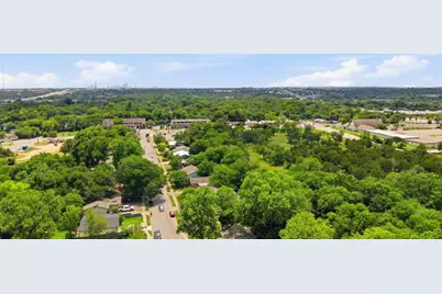9504 N Creek Drive, Austin, TX 78753 - Photo 11