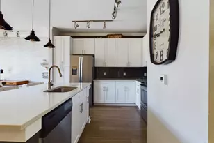 1900 Barton Springs Rd, Austin, TX 78704 - Photo 11