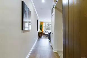 1900 Barton Springs Rd, Austin, TX 78704 - Photo 9