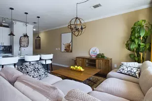 1900 Barton Springs Rd, Austin, TX 78704 - Photo 15