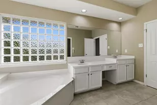 5813 Miramonte Dr, Austin, TX 78759 - Photo 29