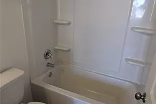 6705 Routenburn St, Austin, TX 78754 - Photo 17