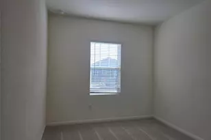 509 McFadin Wy, Taylor, TX 76574 - Photo 9