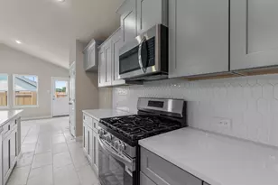 229 Ironshoe Trl, Liberty Hill, TX 78642 - Photo 7