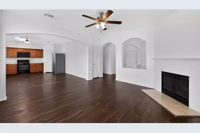 256 Poplarwood Drive, Kyle, TX 78640 - Photo 5