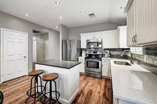 280 Spruce Dr, Kyle, TX 78640 - Photo 11