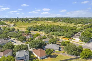 2114 Hidden Meadow St, New Braunfels, TX 78130 - Photo 33