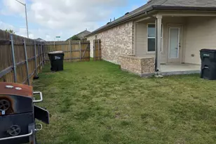 104 Pronghorn Cir, San Marcos, TX 78666 - Photo 3