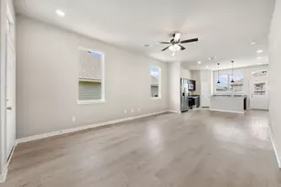 133 Walk Way Dr, Jarrell, TX 76537 - Photo 13