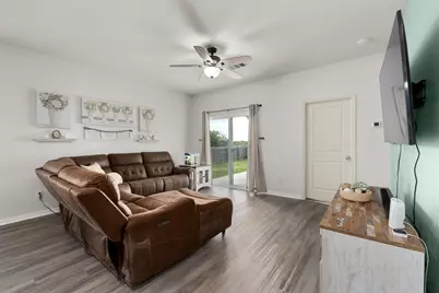 420 Seneca Loop, Kyle, TX 78640 - Photo 5