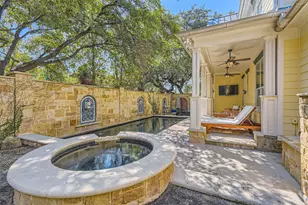 2390 W 8th St, Austin, TX 78703 - Photo 33