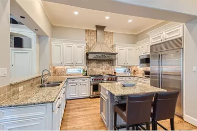 2390 W 8th Street, Austin, TX 78703 - Photo 15