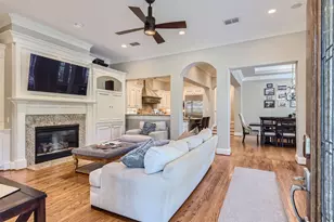 2390 W 8th St, Austin, TX 78703 - Photo 7