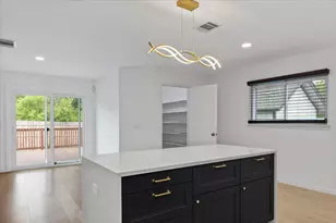 7613 Marble Ridge Dr, Austin, TX 78747 - Photo 9