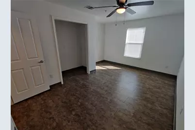 702 W 6th Street #B, Taylor, TX 76574 - Photo 7