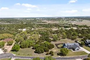 332 First Down Dash, Burnet, TX 78611 - Photo 3