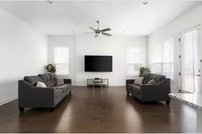 1531 N Red Bud Lane #8, Round Rock, TX 78665 - Photo 5