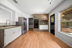 3605 Winfield Cove, Austin, TX 78704 - Photo 15