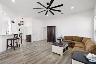 213 Beauchamp Rd, Dripping Springs, TX 78620 - Photo 9