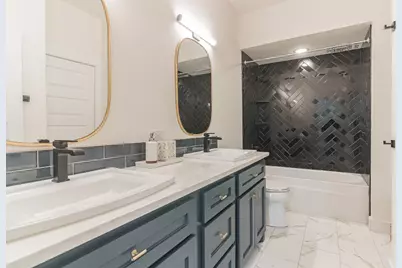 11119 Lakeside Drive, Jonestown, TX 78645 - Photo 29