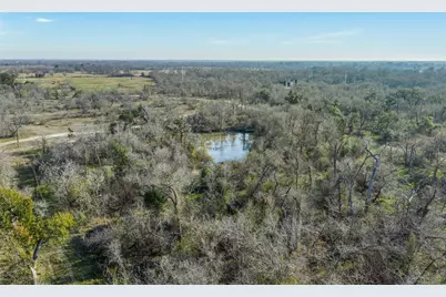 1144 Treetop Lane, Luling, TX 78648 - Photo 5