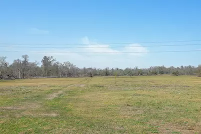 1144 Treetop Lane, Luling, TX 78648 - Photo 9
