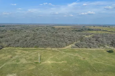 1144 Treetop Lane, Luling, TX 78648 - Photo 25