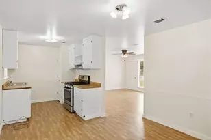 240 Park Meadow Dr, Jarrell, TX 76537 - Photo 27